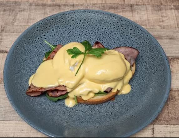 Eggs Benedict Ham