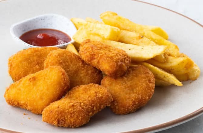 Chicken Nuggets and Chips