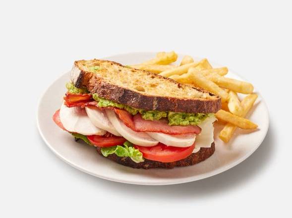 Classic Club Sandwich with Chips