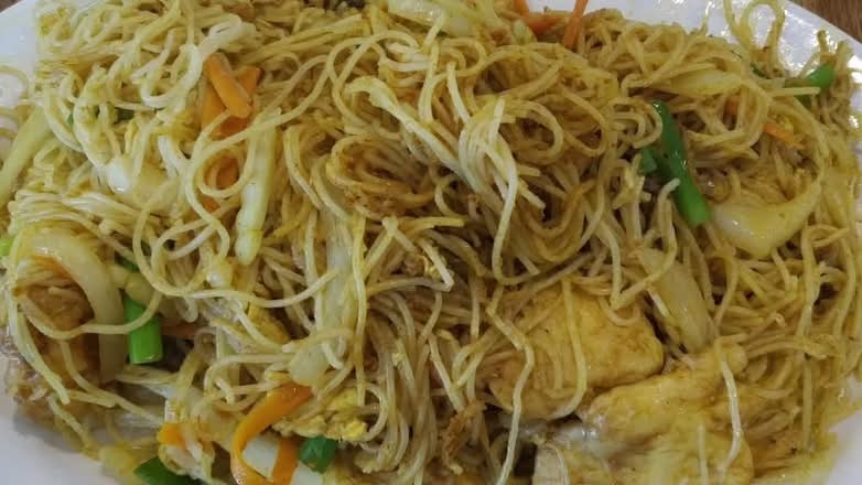 Thai Curry Chicken Noodles