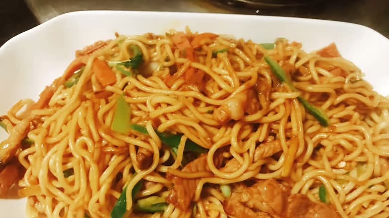 Garlic Chicken Noodles