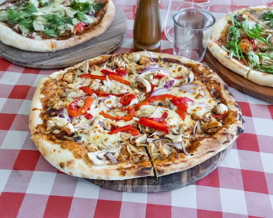 Barbecue Chicken Pizza