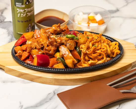 Stir Fried Spicy Chicken and Vegetables