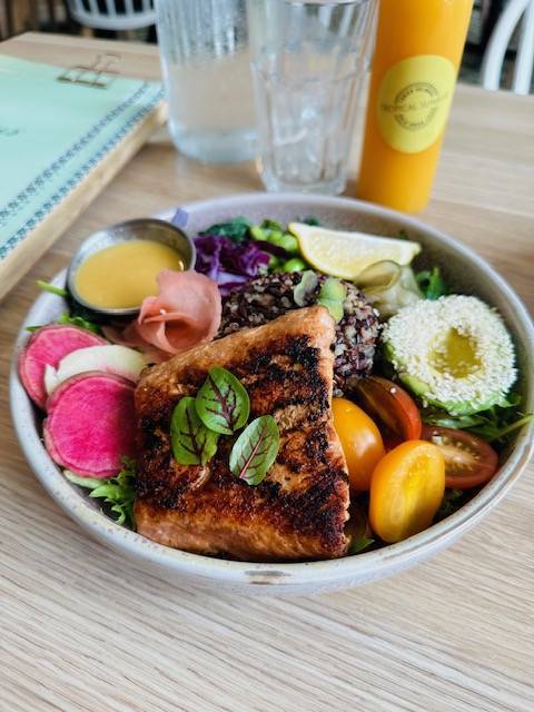 Salmon Teriyaki Poke Bowl