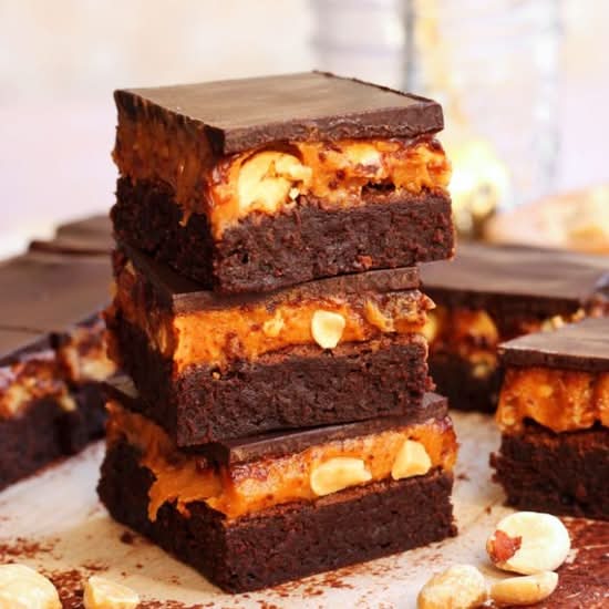 Brownie With Snickers & Peanut Butter