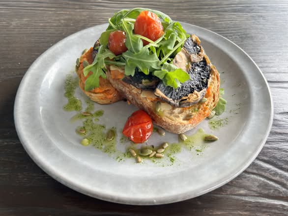 Sun-dried tomato hummus & mushroom(VG)