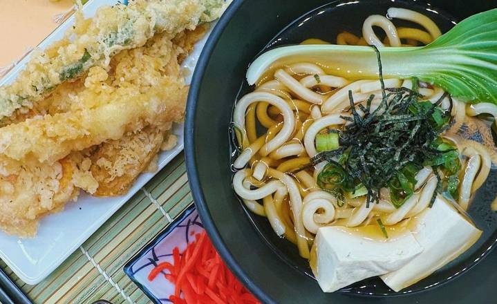 Tempura Udon Noodles Soup