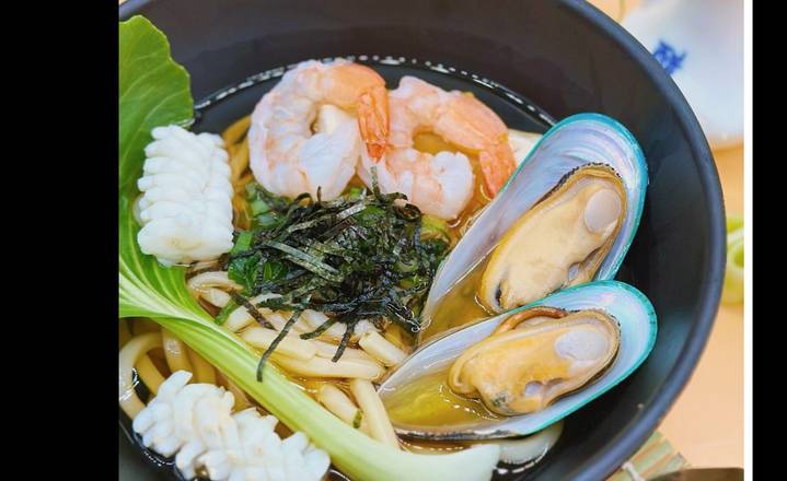Seafood Udon Noodle Soup