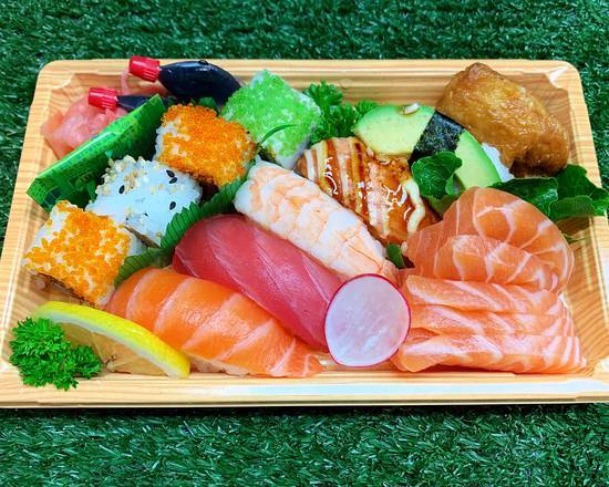 Sushi Deluxe (M)