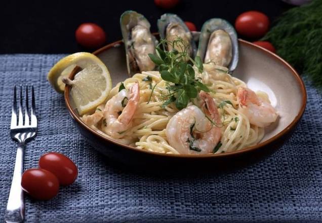 Spaghetti Marinara Bianco