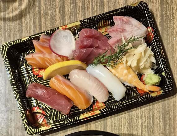 Sushi, Sashimi and Ramen Set