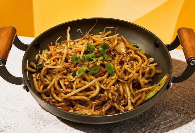 FF5 Black Pepper Egg Yakisoba