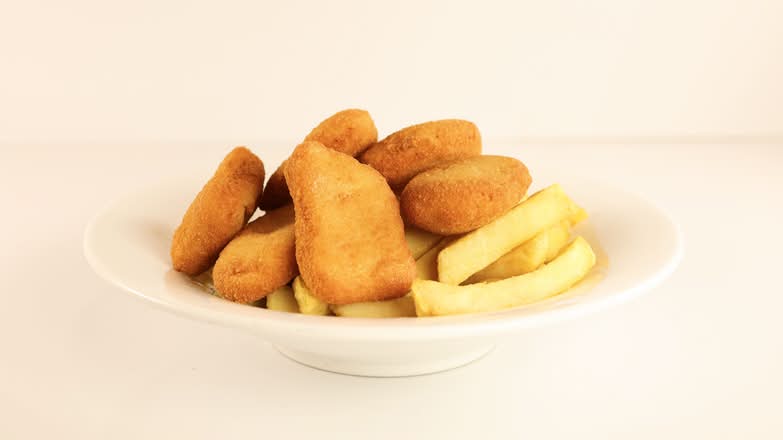 Kids Chicken Nuggets & Chips