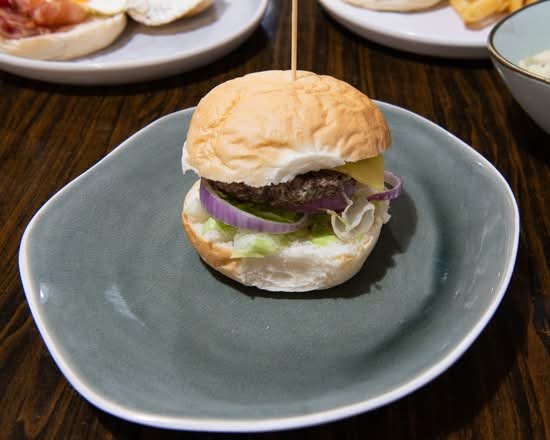 Regular Beef and Cheese Burger