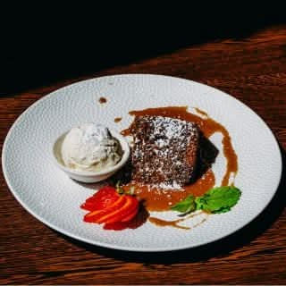 Sticky Date Pudding