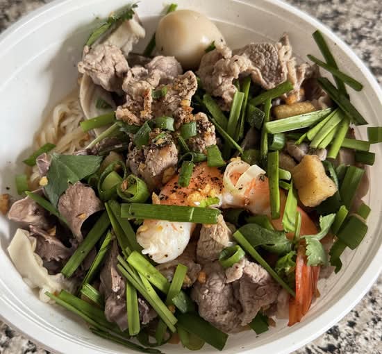Dry Noodle Bowl (Hủ Tiếu Khô)