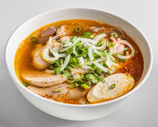 Spicy Beef Noodle Soup (Bún Bò Huế)
