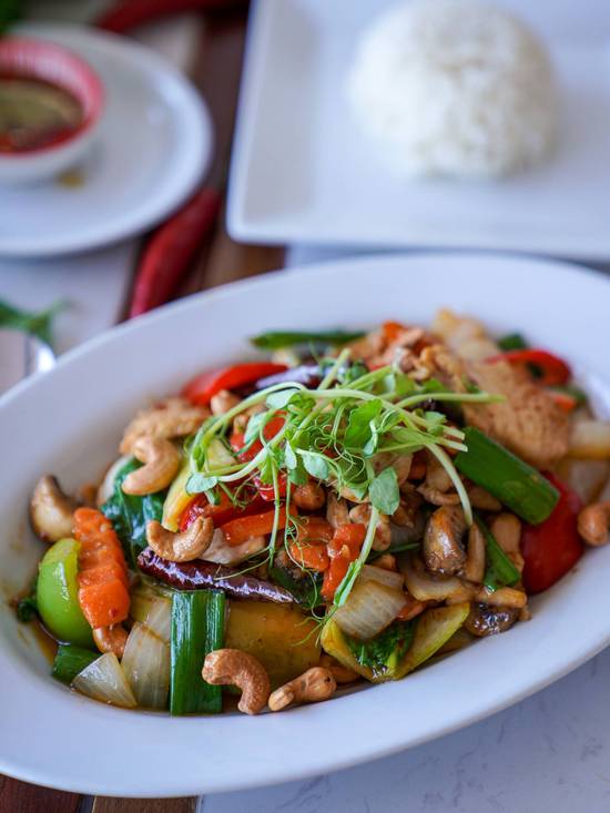 Stir-fried Cashew Nuts