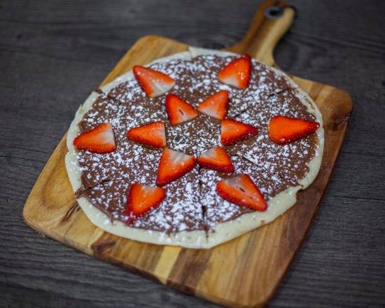 Strawberry Nutella Pizza