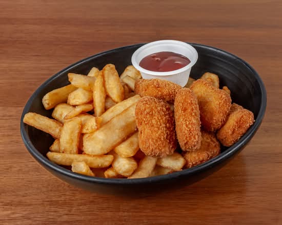 Chicken Nuggets and Chips