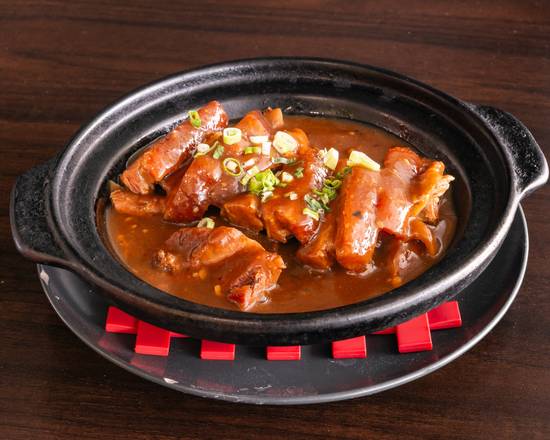Braised Pork Belly with Pickled Vegetable Hot Pot