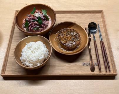 Tofu steak meal