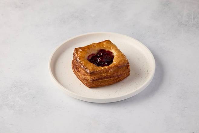 Sour cherry Danish