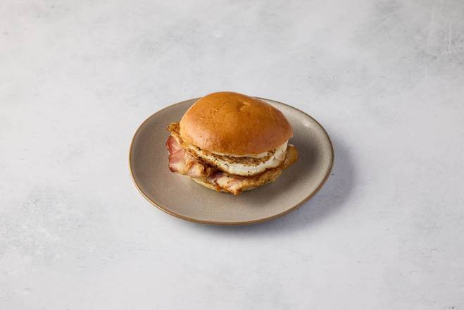 Bacon & Egg Brioche Roll