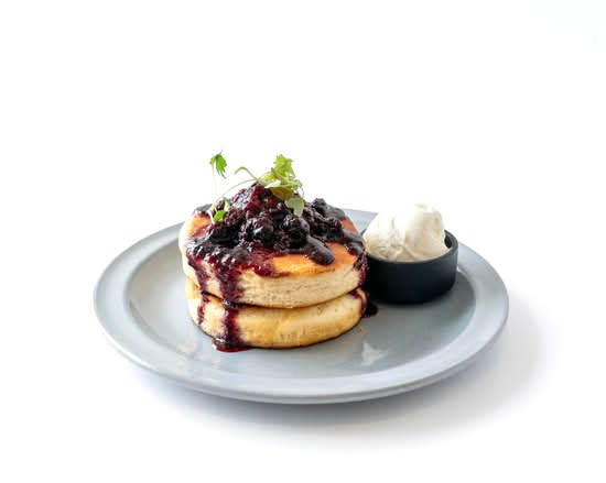 Mixed Berry Hotcakes With Ice Cream