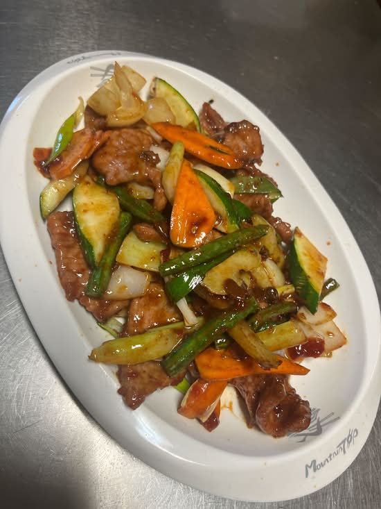 Beef with Spicy Sauce