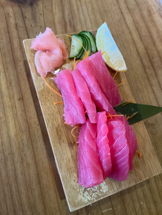 Small Tuna Sashimi (GF)(DF)(I)