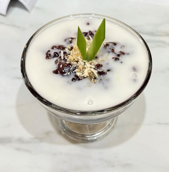 Black Sticky Rice Top with Coconut Milk