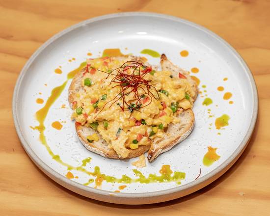 Chilli Scrambled Eggs (V)