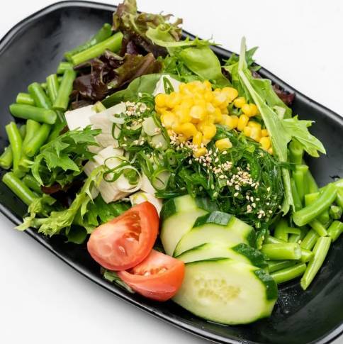 Tofu and Seaweed Salad