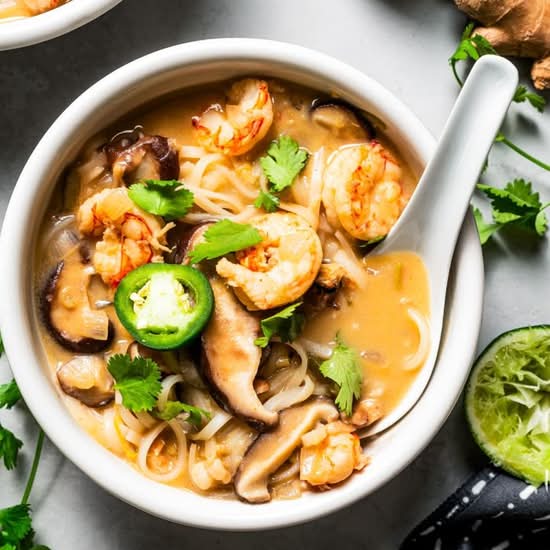 Tom Yum Noodle