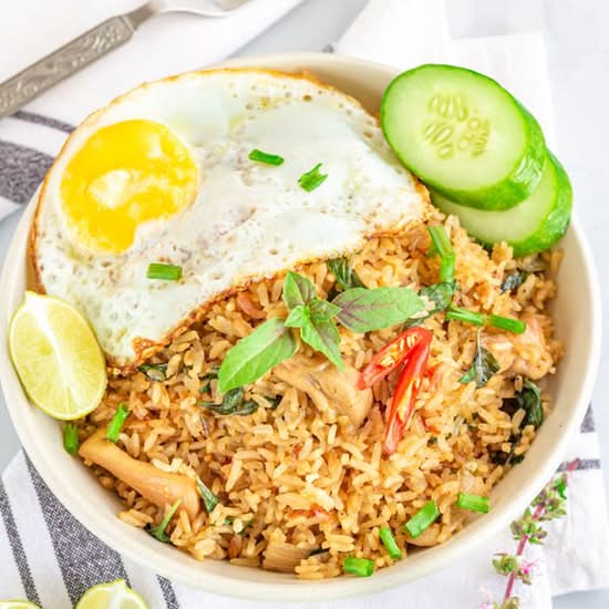 Chili Basil Fried Rice