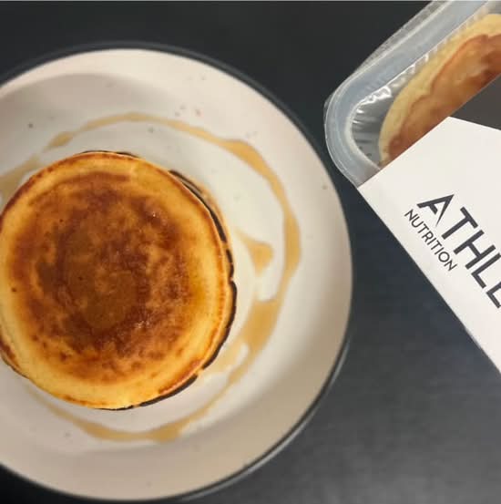 Protein Pancakes with Maple Syrup