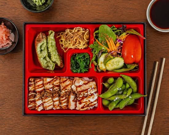 Grilled Salmon Bento Box(A)