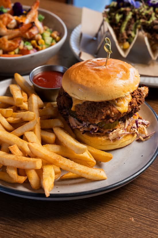 Crispy Fried Chicken Burger