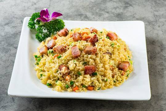 F01 BBQ Combination Fried Rice