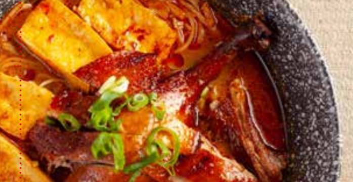 407 Roast Duck/BBQ Pork Laksa