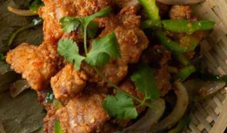 602 Pork Ribs in Peking Sauce