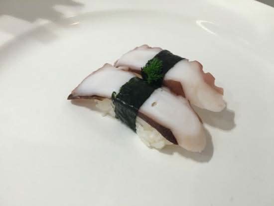 Tako Nigiri  (4pcs)