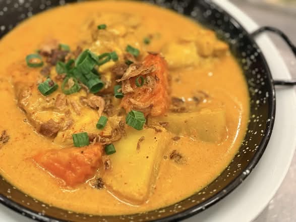 Chicken Yellow Curry