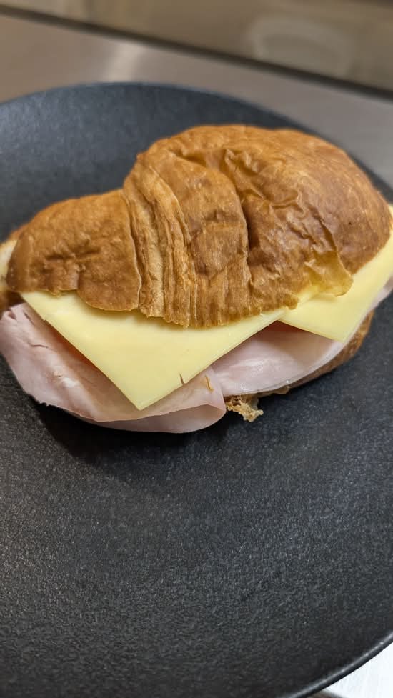 Ham cheese croissant