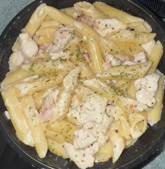 Penne Chicken Carbonara