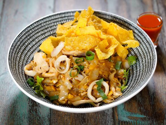 Kway Teow Khua Gai ก๋วยเตี๋ยวคั่วไก่