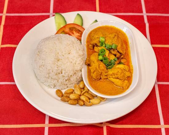 Curry Chicken with Rice