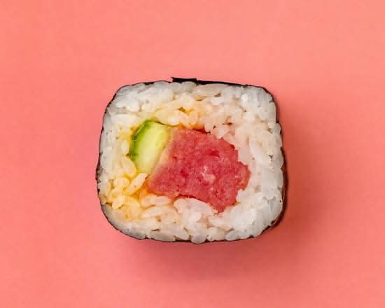 Spicy Tuna Cucumber Maki Roll