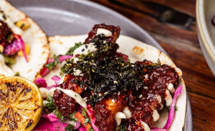 Hot Chick Tacos